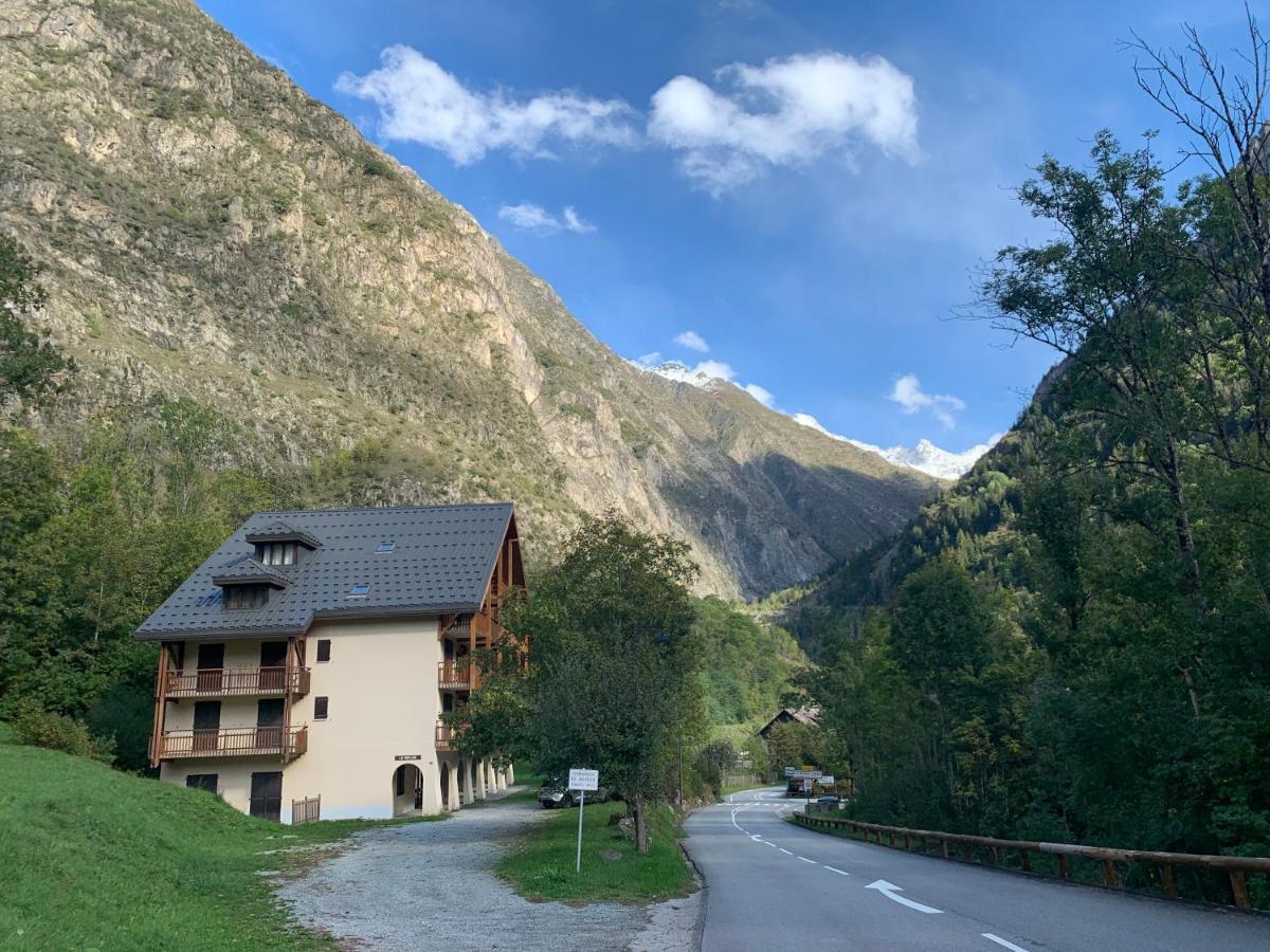 Appartement Vénosc-les 2 Alpes , Rez De Jardin Vénosc