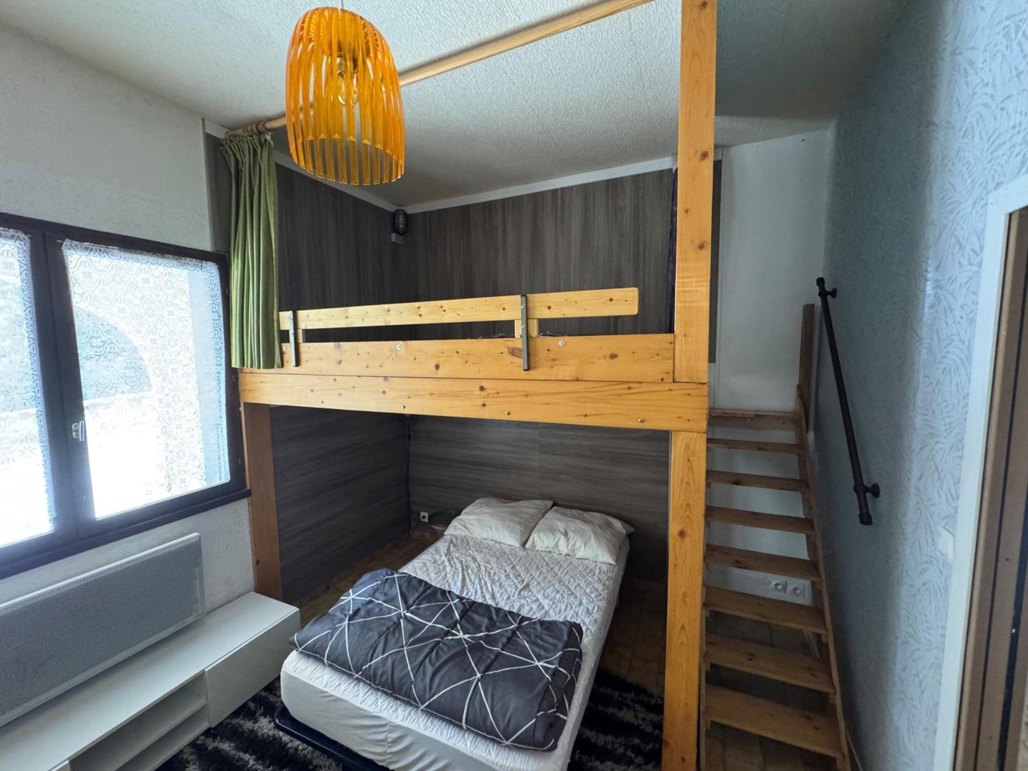 Appartement Vénosc-les 2 Alpes , Rez De Jardin *